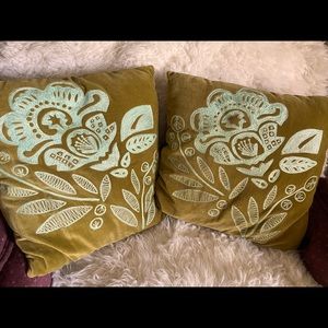 Vintage Throw Pillows